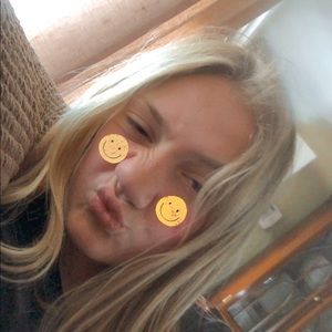 Meet your Posher, Maci